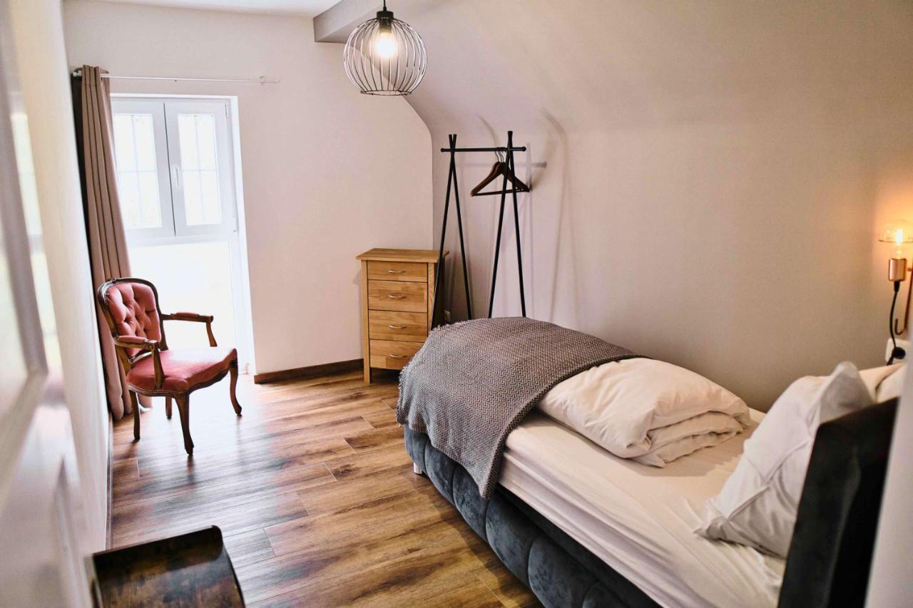 Mein Eifel Ferienhaus Altes Pfarrhaus Dahlem  Екстериор снимка
